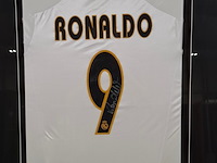 Gesigneerd voetbalshirt, adidas, real madrid, ronaldo luís nazário de lima - afbeelding 5 van  10