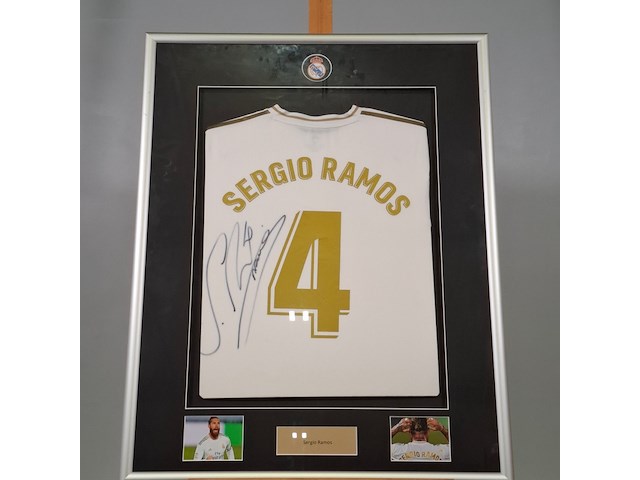 Gesigneerd voetbalshirt, adidas, real madrid, sergio ramos - afbeelding 3 van  7