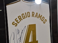 Gesigneerd voetbalshirt, adidas, real madrid, sergio ramos - afbeelding 7 van  7