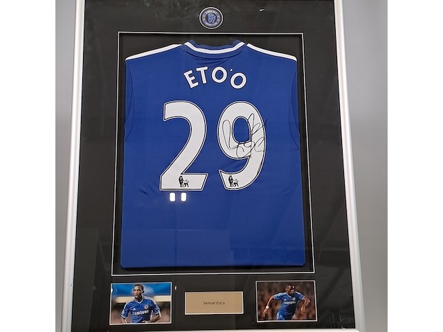 Gesigneerd voetbalshirt, 'samuel eto'o' - afbeelding 1 van  8
