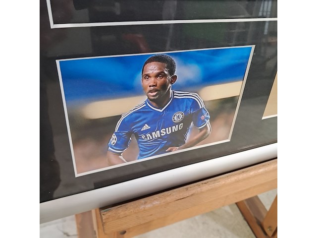 Gesigneerd voetbalshirt, 'samuel eto'o' - afbeelding 3 van  8