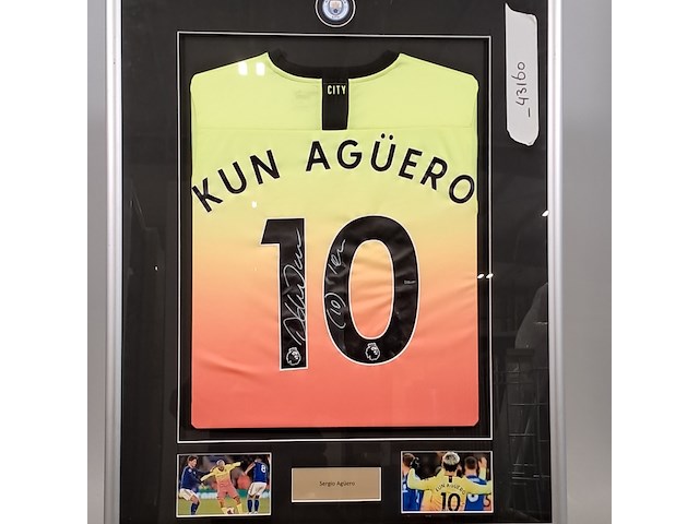 Gesigneerd voetbalshirt, 'sergio agüero' - afbeelding 1 van  9