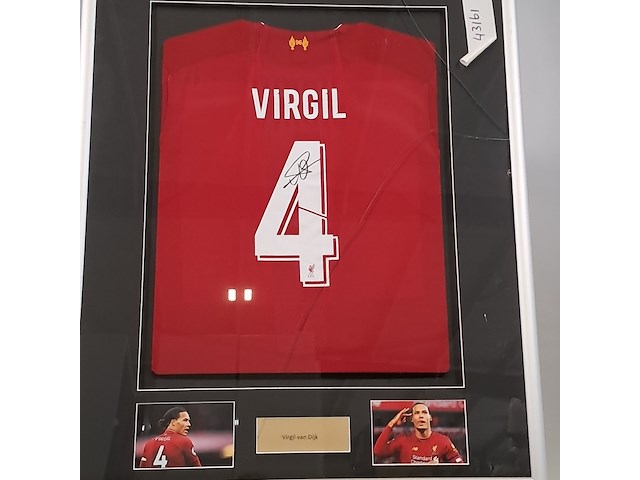 Gesigneerd voetbalshirt, 'virgil van dijk' - afbeelding 1 van  7