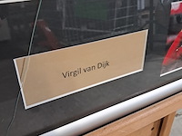 Gesigneerd voetbalshirt, 'virgil van dijk' - afbeelding 4 van  7