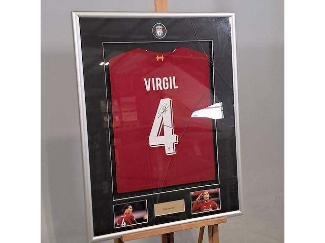 Gesigneerd voetbalshirt, 'virgil van dijk' - afbeelding 6 van  7