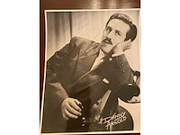 Gesigneerde foto danny arnold - afbeelding 1 van  2