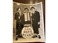 Gesigneerde promotie foto the hollis bros. (2x) - afbeelding 3 van  4