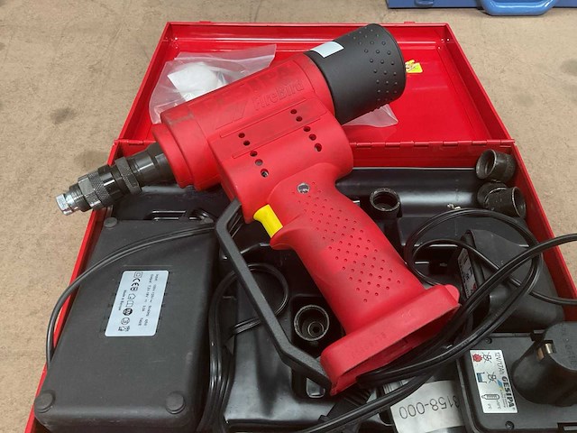 Gesipa firebird reviting machine - afbeelding 5 van  5