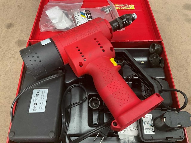 Gesipa firebird reviting machine - afbeelding 1 van  5