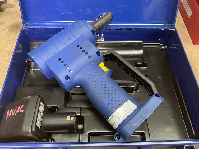 Gesipa powerbird reviting machine - afbeelding 1 van  5