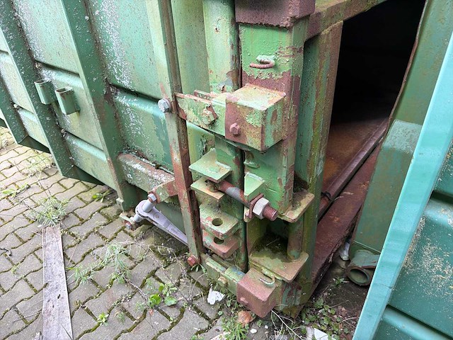 Gesloten haakarm afzet afvalcontainer voor pers - afbeelding 4 van  6