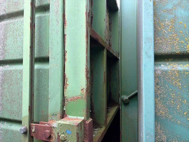 Gesloten haakarm afzet afvalcontainer voor pers - afbeelding 6 van  6