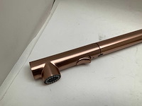 Gessi inedito godronato brushed copper keukenmengkraan met uittrekbare handdouche - afbeelding 6 van  9