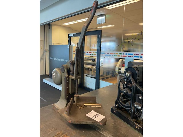 Gestetner stencilmachine - afbeelding 8 van  9