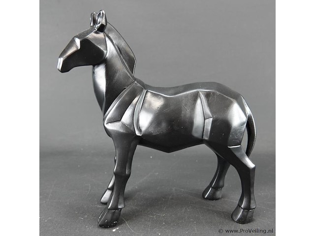 Gestiled paard - afbeelding 2 van  5