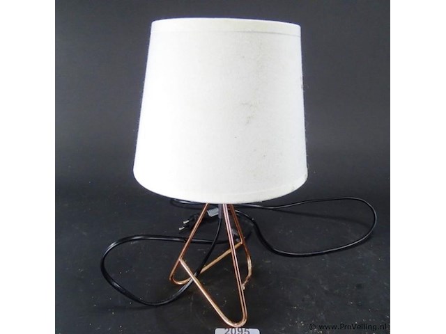 Gestilede tafellamp op koperen voet - afbeelding 1 van  5