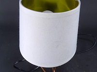 Gestilede tafellamp op koperen voet - afbeelding 3 van  5