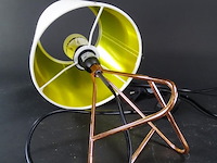 Gestilede tafellamp op koperen voet - afbeelding 5 van  5