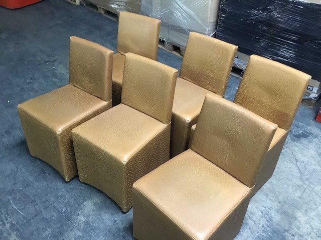 Gestofeerde stoel (6x) - afbeelding 2 van  3