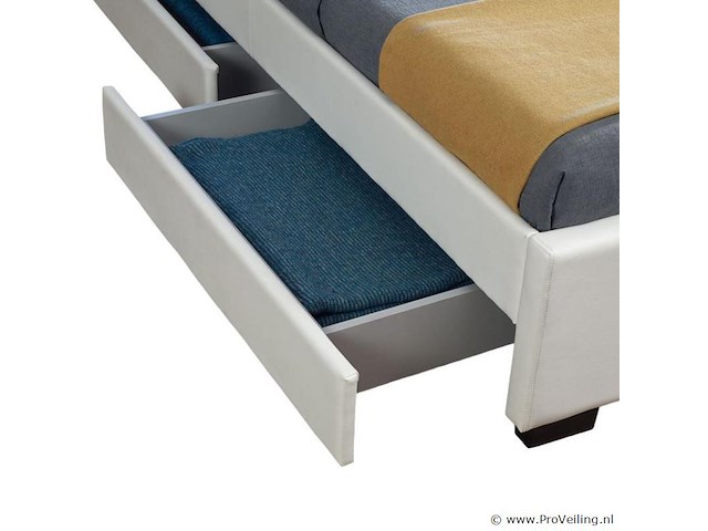 Gestoffeerd bed lyon 140 × 200 - afbeelding 6 van  7