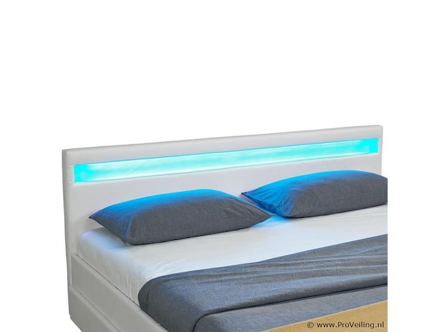 Gestoffeerd bed lyon 140 × 200 - afbeelding 5 van  7