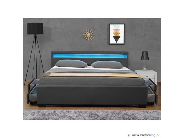 Gestoffeerd bed lyon 140 x 200 cm - afbeelding 3 van  7