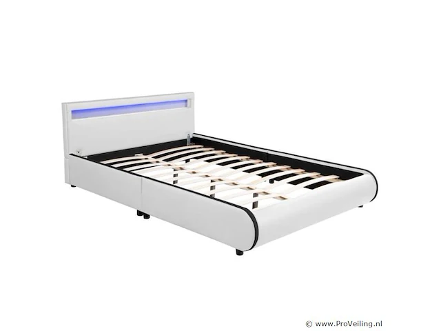 Gestoffeerd bed sevilla 140 x 200 cm - afbeelding 8 van  12