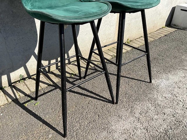 Gestoffeerde barkruk met rugleuning (17x) - afbeelding 3 van  4