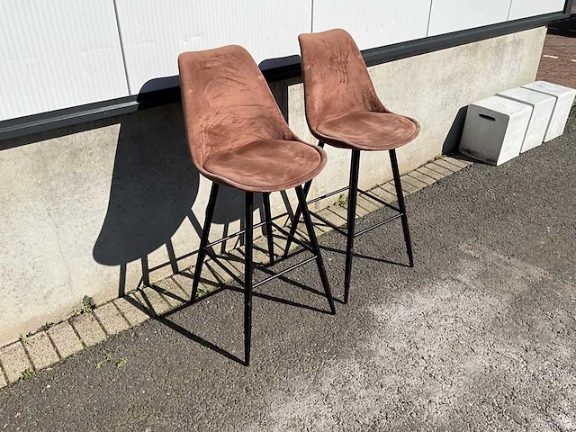 Gestoffeerde barkruk met rugleuning (17x) - afbeelding 1 van  7