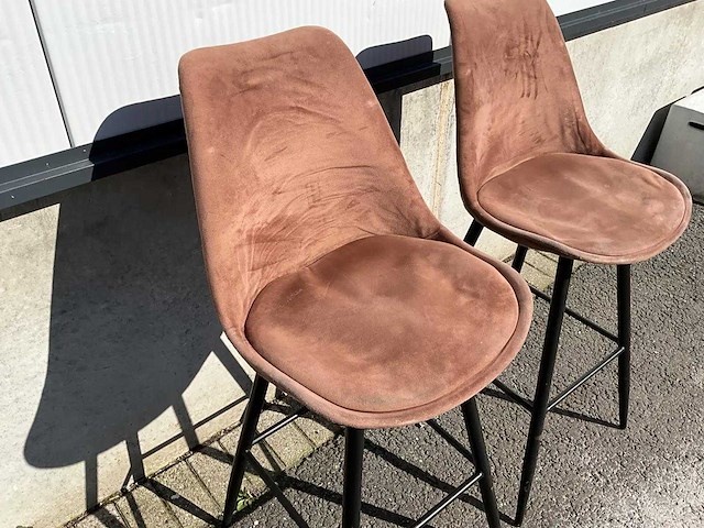 Gestoffeerde barkruk met rugleuning (9x) - afbeelding 2 van  7