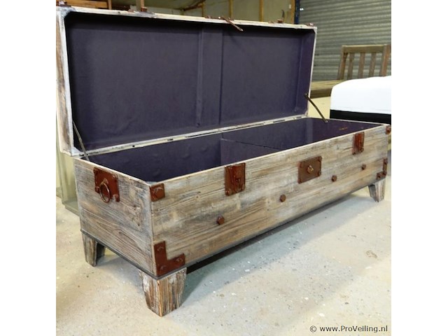 Gestoffeerde gangbank gemaakt van oud hout, naar antieke indonesische model - afbeelding 5 van  5