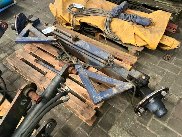 Gestuurde as - afbeelding 1 van  6