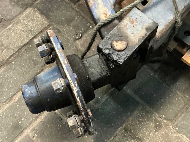 Gestuurde as - afbeelding 3 van  6