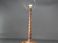 Getordeerd houten lampvoet - afbeelding 1 van  5