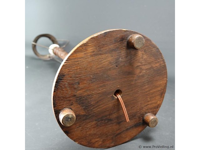 Getordeerd houten lampvoet - afbeelding 5 van  5