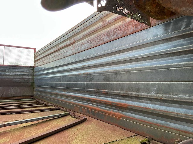 Getrokken enkelassige meststrooier - afbeelding 11 van  20