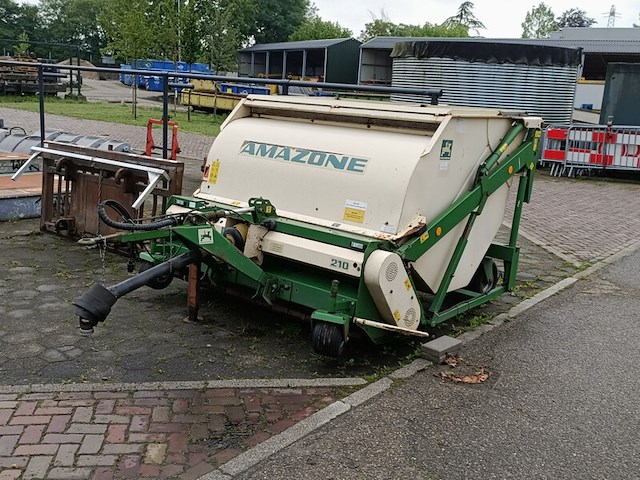 Getrokken klepelmaaier, amazone, ghs 210, 2008 - afbeelding 1 van  6