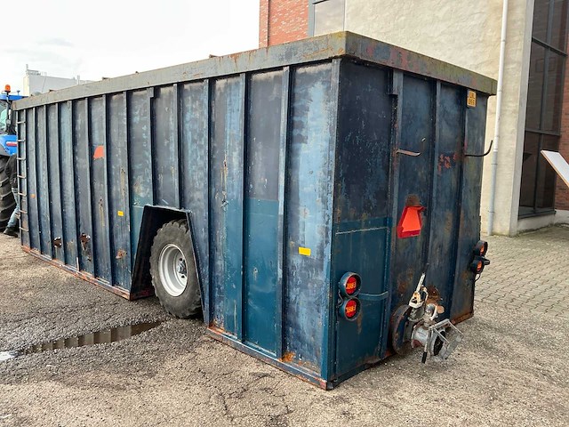 Getrokken mestcontainer 40m3 - afbeelding 24 van  24