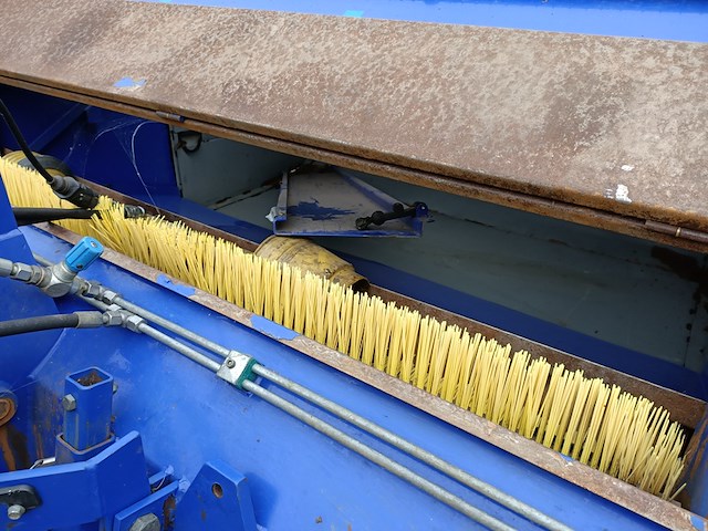 Getrokken veegmachine, imants, rotosweep, 2012 - afbeelding 2 van  11