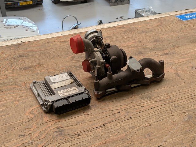 Getunede turbo met een getunede ecu bouwjaar 2003-2008 - afbeelding 1 van  12