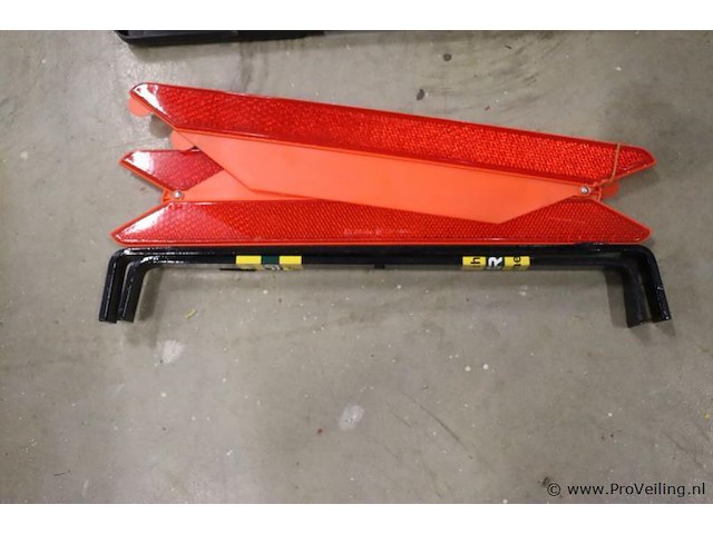 Gevarendriehoek in opbergkoffer - afbeelding 2 van  2