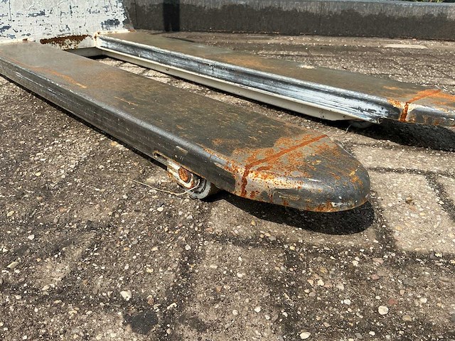 Geveke schaarpalletwagen - afbeelding 8 van  14