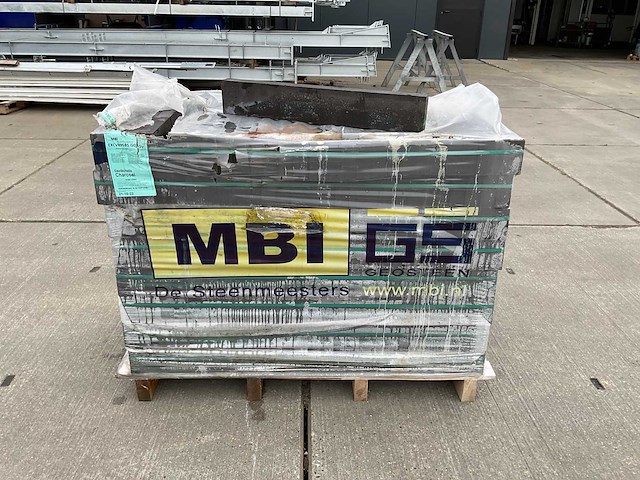 Gevel steen - afbeelding 4 van  11