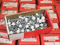 Gevelankers fisher op pallet. ca. 70 dozen. - afbeelding 1 van  3