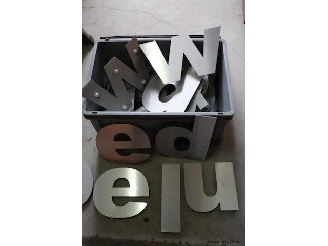 Gevelletters, diverse soorten - afbeelding 1 van  5