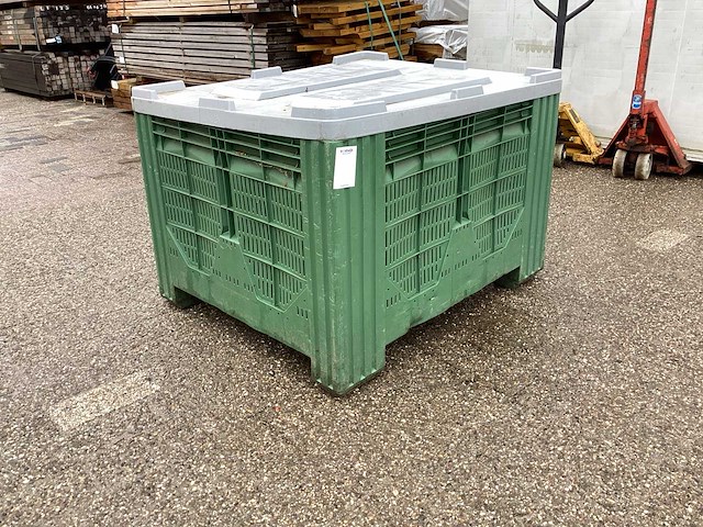 Geventileerde kunststof palletbox met deksel - afbeelding 1 van  4