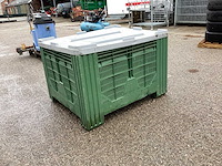 Geventileerde kunststof palletbox met deksel - afbeelding 3 van  4
