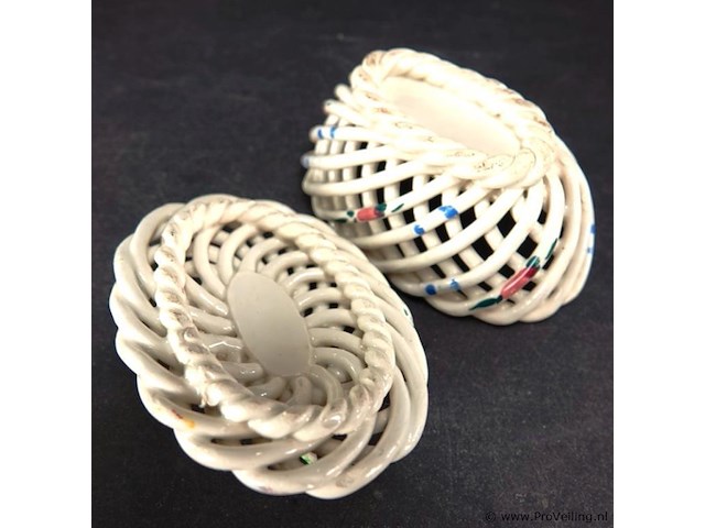 Gevlochten aardewerk dekseldoos - afbeelding 5 van  5