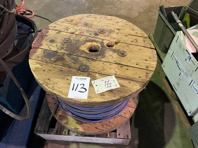 Gevlochten staalkabel op haspel - afbeelding 1 van  4