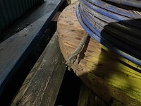 Gevlochten staalkabel op haspel - afbeelding 3 van  4